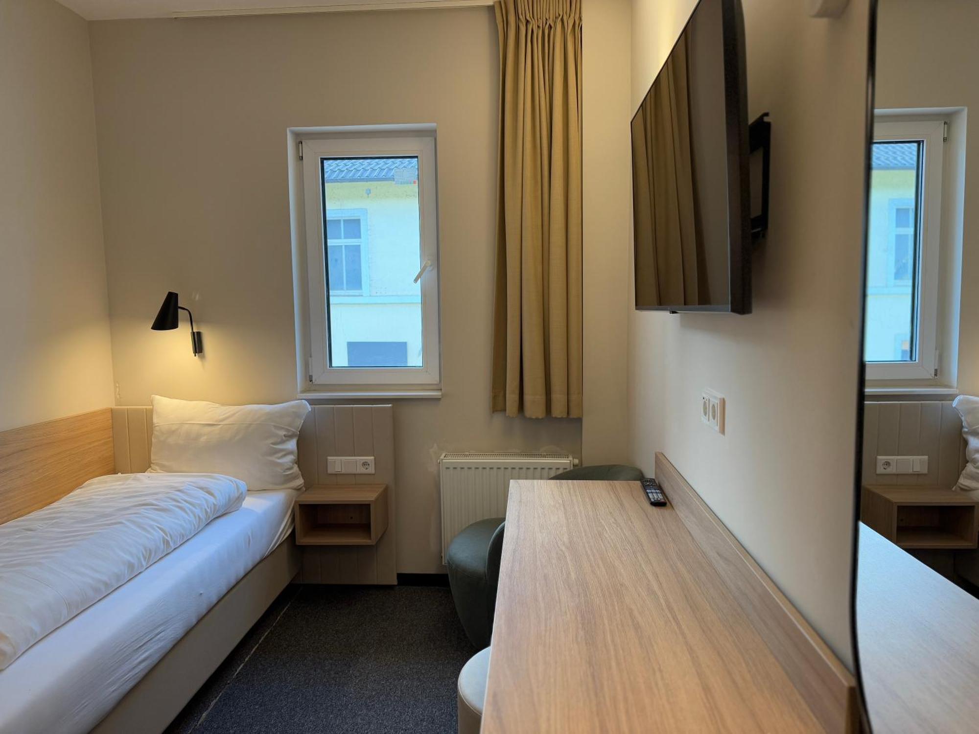 May Hotel Mayschoß エクステリア 写真